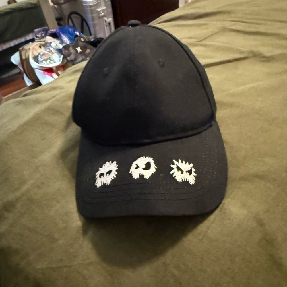 Alexander McQueen Black Hat with White Skull Motifs